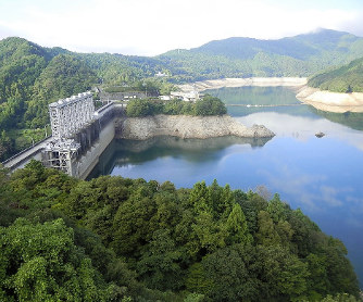 【朗報】早明浦ダム貯水率が奇跡的に回復！熱中症緊急アラートからの一転に驚き！