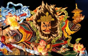 【ねぶた祭り】3年ぶりマスク着用で「ラッセーラ」解禁！ねぶたの灯は絶やしてほしくない！