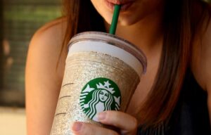 【スタバの新作】風の谷のナウシカファンなら絶対に絶賛する見た目！絶品だけどまるで王蟲？