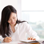 【大学受験】に失敗してしまったら、宅浪か予備校か？「宅浪」を経て国立大学にトップ合格した女性が語る『宅浪成功の秘訣』