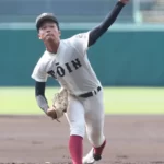 【高校野球】甲子園で見慣れない「白グローブ、白スパイク」が多かった理由、「猛暑対策」と「スタイリッシュなデザイン」