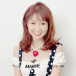 誰?? まるで別人！「かつみ・さゆり」大人メイクに反響「ナチュラル」な雰囲気の大人の女性に大変身！