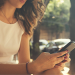 元カレや元カノのSNSを見なくなったら未練が断ち切れた証