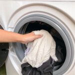 『電気代の高騰』で衣類乾燥機に入れるべきモノとは…　アイデアが世界中で拡散
