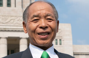 『鈴木宗男氏』批判受けても貫く「ロシア擁護」…