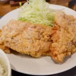 【実食レポ】デカすぎて震える！ 『太陽から揚げ店』（東京・日野市）で過去最大級のジャンボからあげに挑戦してみた