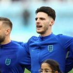 【W杯】イングランドＭＦマウントとＤＦショーが国歌間違え…全世界に中継に