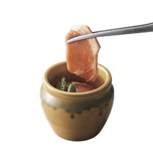 焼肉きんぐ「北海道フェア」2022、「夢の大地豚」や紅ズワイガニ、「十勝豚丼のたれ」で食べるロースなど10品発売