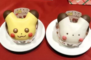 壁もソファも椅子も埋め尽くされた…　都内のミスドが『ポケモンハウス』状態に