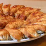 約70年の歴史がある福島市民のソウルフード「円盤餃子」に舌鼓