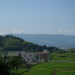 「地方に移住してよかったと思うこと」2位は「人が少ない」 ― 1位は……?