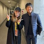 W杯国際映像の「謎の美女」、日本代表・森保監督との2ショットに反響