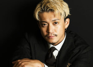 『小栗旬』が「事務所社長」に就任!? 有名俳優の「電撃加入」の可能性も...