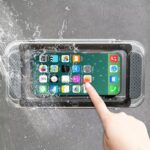 お風呂で動画や音楽が楽しめるスマホ用防水ケースを発売！ｉＰｈｏｎｅや６．８インチ以内の大きいサイズのＡｎｄｒｏｉｄスマートフォンにもおすすめ