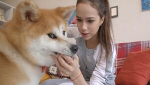 フィギュア女王【ザギトワ】の新年最新ショットに反響！今年21歳で「本当にゴージャスだ！」