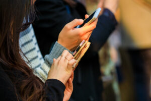 「電源ボタン5回連打」で自動通報も　スマホの意図しない通報に注意を