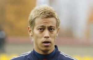 「ラーメン」炎上の本田圭佑、「給料を上げたけりゃ転職」発言でまた物議「自己責任論はどうかと」の指摘も