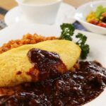 藤井聡太王将、前年に続き「しあわせの青い玉子のオムライス」を注文 羽生九段は「うな重」でパワーチャージ／将棋・王将戦七番勝負第１局