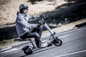 電動キックボードの新ルール、７月施行へ　「歩道走行も可能」に懸念の声も…どう備える？