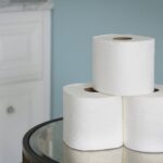 トイレットペーパーに硫酸をかけたら……　化学実験の謎すぎる結果が衝撃的