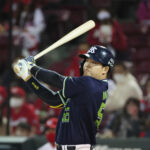 【侍ジャパン】村上宗隆　みんな待ってたお目覚め３ラン！　大谷だけじゃない！６番出場で３冠王の意地弾