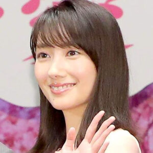 「波瑠が素顔でキュート！ドラマ「わたしのお嫁くん」撮影現場に初公開」