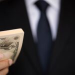 【政治】扶養控除を廃止して児童手当を拡充するよ！これぞ異次元！！