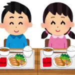 「開票結果発表！小中学校の給食費無償化に賛成派が圧勝！」