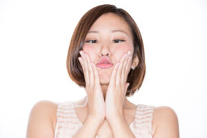 蒸し暑い夏も快適に過ごせる！ＵＳＢ給電の水冷式冷感マットが話題に