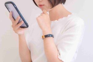 １０代のお小遣いが７０００円未満！その裏に隠されたお金稼ぎの秘密とは？