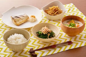 子どもの朝食問題、なぜ食べないの？中学生の保護者が回答した意外な１位とは？