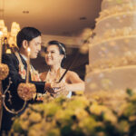 『新郎が遅刻！？』３０分遅れではじまった結婚式は【波乱の連続】⇒披露宴でも“やりたい放題”な新郎新婦にドン引き