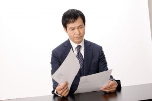 「衝撃のエピソード！男性が面接官から履歴書写真について言われた意外なコメント」