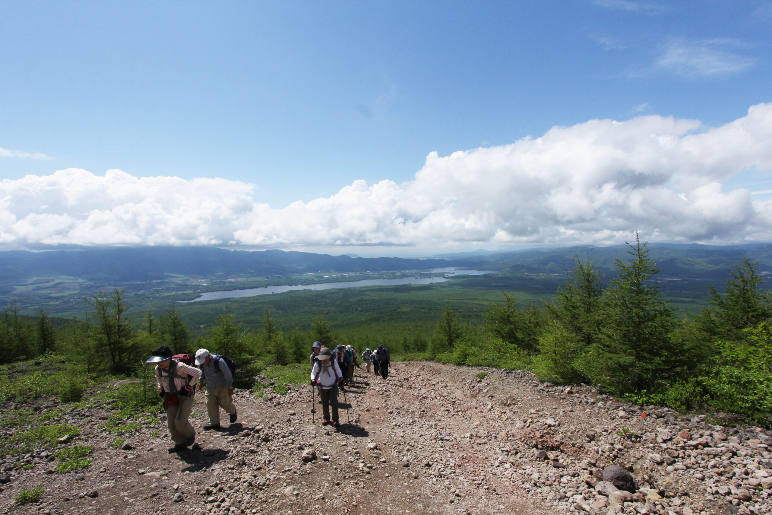大自然の魅力を堪能！北海道で楽しむおすすめの夏登山コース４選