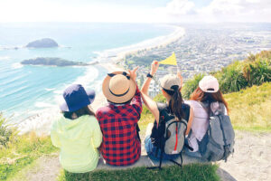 「２０２３年夏休みはどこへ行く？旅行先の最新情報をチェック！」