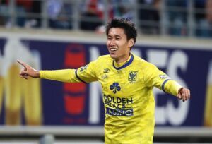 【サッカー】去就注目の鎌田大地、新天地はラツィオに正式決定！　背番号は「６」