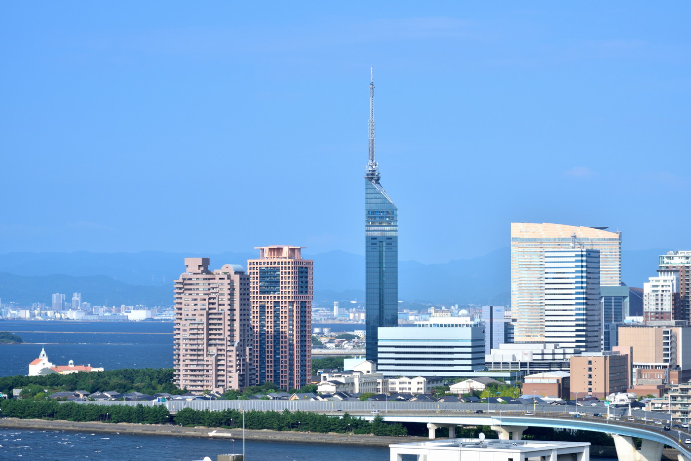 「住みたい街」トップは福岡市…でも「住みここち」は東京の〝ど真ん中〟