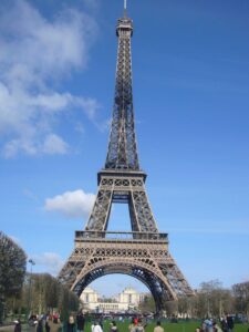 【自民】松川るい氏が党女性局長を辞任へ、事実上の更迭…仏研修「観光旅行のよう」と批判