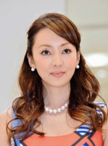 神田うの、花火大会のファッションに世間がザワついたワケ …