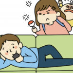 妻が休むヒマもなく掃除をしているのにソファでゴロゴロ…そんな夫へのイライラ解消法とは？