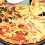 【ドミノ・ピザ】ピザ無料券５枚もらえるかも？「ドミノよりも大きなエビを探せ」キャンペーン！