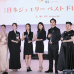 【芸能】篠原涼子５０歳　全身ショットにネット衝撃「悲鳴あげちゃった」「何かの間違いだと思いたい」